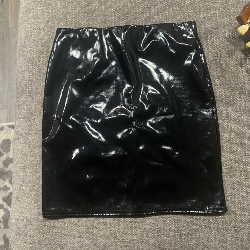 ⭐️Shiny Black Vinyl Skirt from Boohoo 4 NWOT